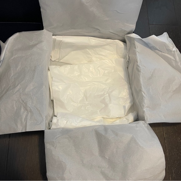 Dior blue box shopping bag full set with envelop and ribbon wrapping tissue - Picture 7 of 13